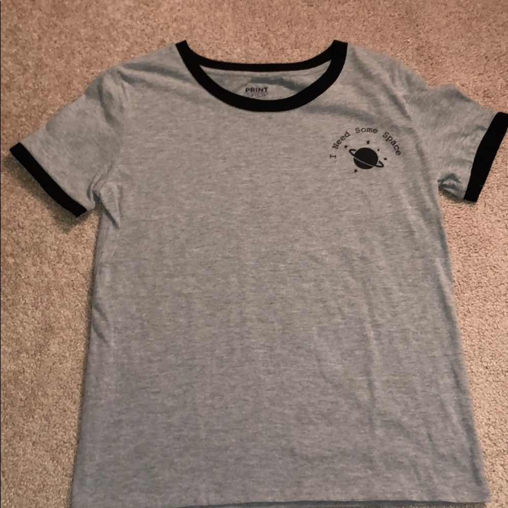 EUC Junior Short Sleeve Shirt Size Medium